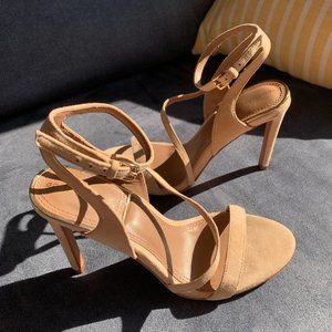 BCBGMAXZRIA Amilia Suede Tea Rose Heels Women's Size 5.5